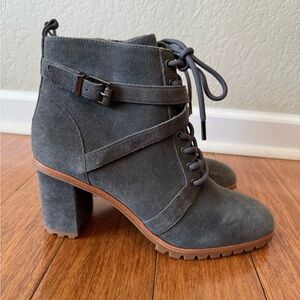 White House Black Market Becca Combat Boots Size 9M WHBM Asphalt Grey